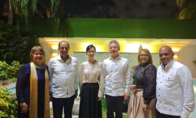 Embajador de China y esposa, agasaja con una cena de honor en su residencia a damas honorables de RD